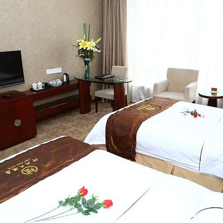 Long Zhou Grand Hotel 광저우 외부 사진