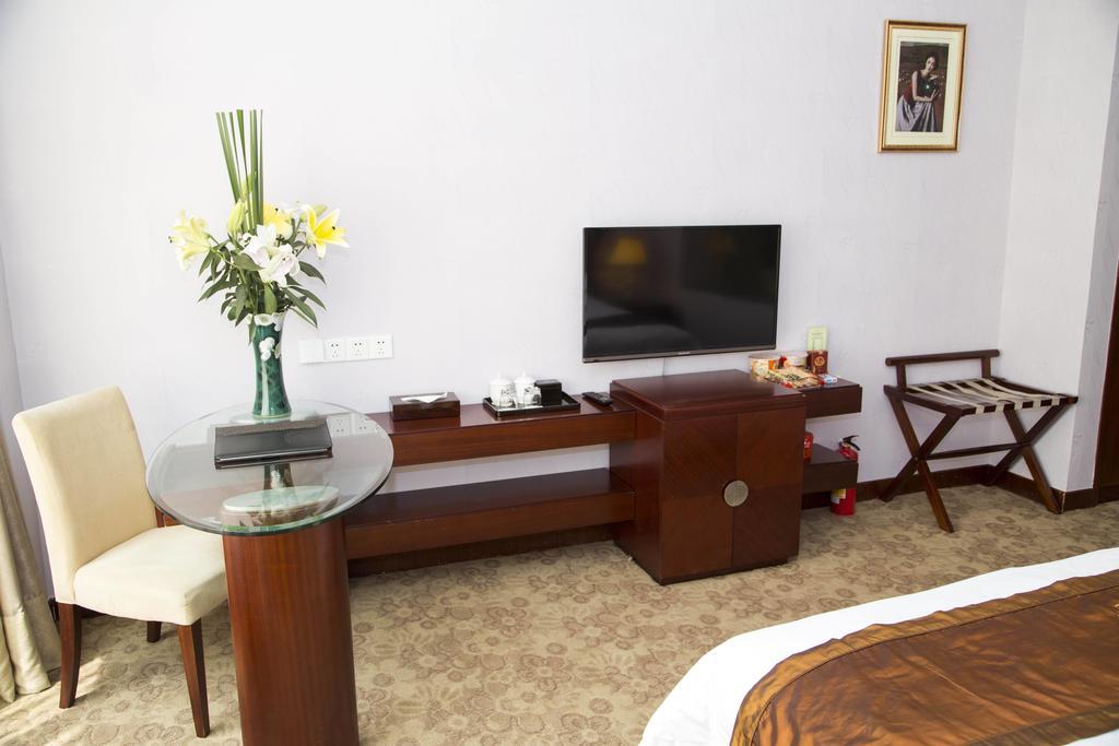 Long Zhou Grand Hotel 광저우 객실 사진