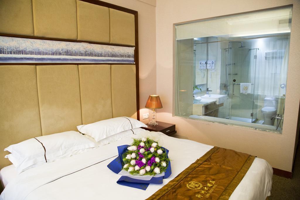 Long Zhou Grand Hotel 광저우 객실 사진